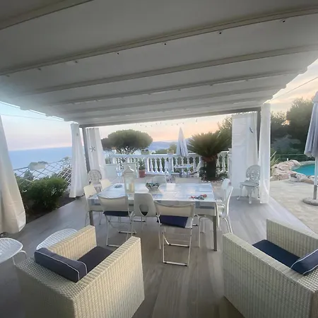 Elianna In Oasi Marina 빌라 알라시오