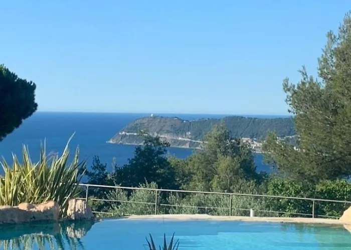 Elianna In Oasi Marina Алассио